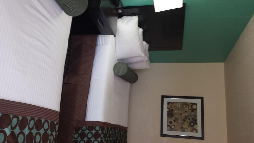 ארטסיה Quality Inn & Suites מראה חיצוני תמונה